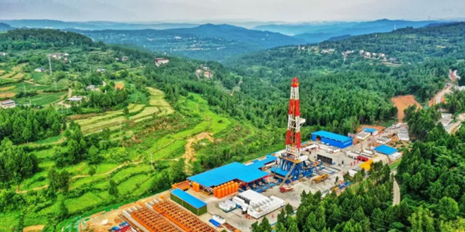 97.8%,成了公認(rèn)的“節(jié)水標(biāo)四川頁(yè)巖氣項(xiàng)目部重復(fù)利用壓裂返排液36.36萬(wàn)立方米,利用率達(dá)兵”