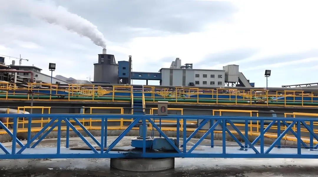 煤化工廢水再生利用的挑戰(zhàn)與創(chuàng)新路徑:技術(shù)集成驅(qū)動下從末端治理到循環(huán)經(jīng)濟閉環(huán)體系的構(gòu)建